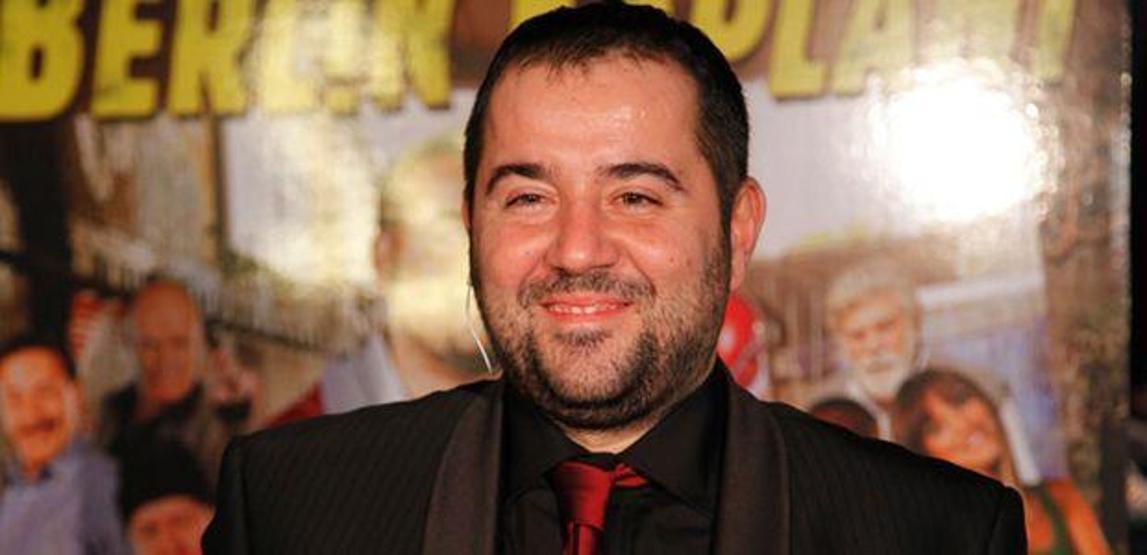 Ata Demirer, o sunucuyla aşk yaşıyor