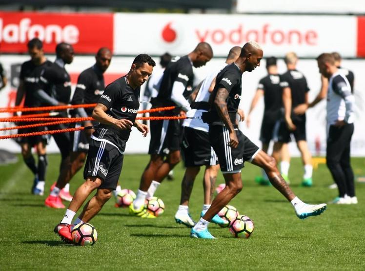Beşiktaş Başakşehir maçı için kondisyon ve taktik çalıştı