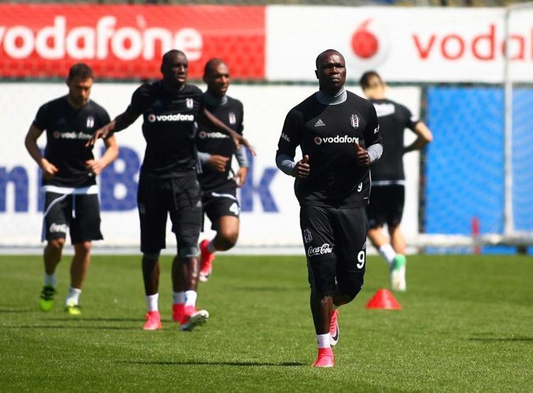 Beşiktaş Başakşehir maçı için kondisyon ve taktik çalıştı