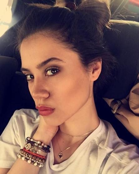 Aycan Demirci ve Gizem Dinibütünoğlu Gardırop Savaşları sonrası Instagramı salladı