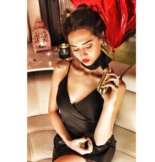 Aycan Demirci ve Gizem Dinibütünoğlu Gardırop Savaşları sonrası Instagramı salladı