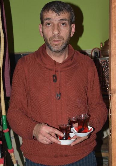 At yarışında kazandığı 1 milyonu böyle yedi