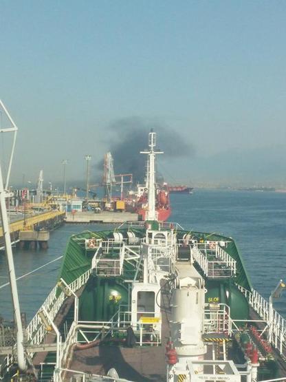 Son dakika: Kocaeli Körfezinde tanker yangını