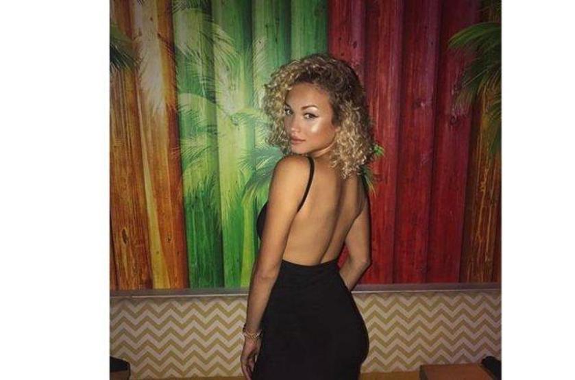 Rose Bertram sosyal medyayı salladı