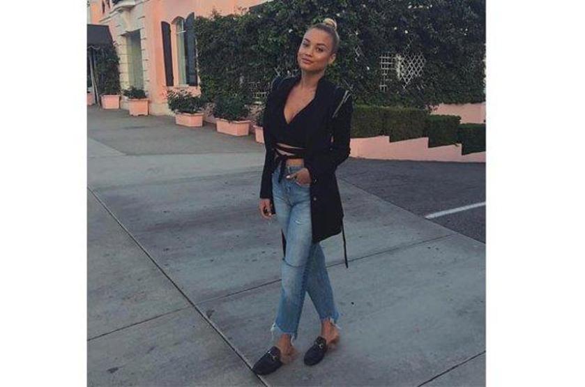 Rose Bertram sosyal medyayı salladı