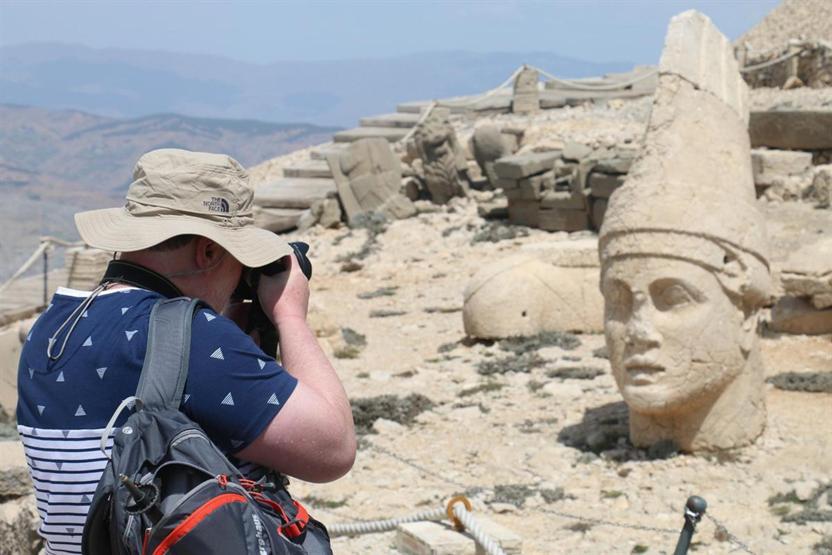 Güneşin en güzel doğup battığı yere turist akını