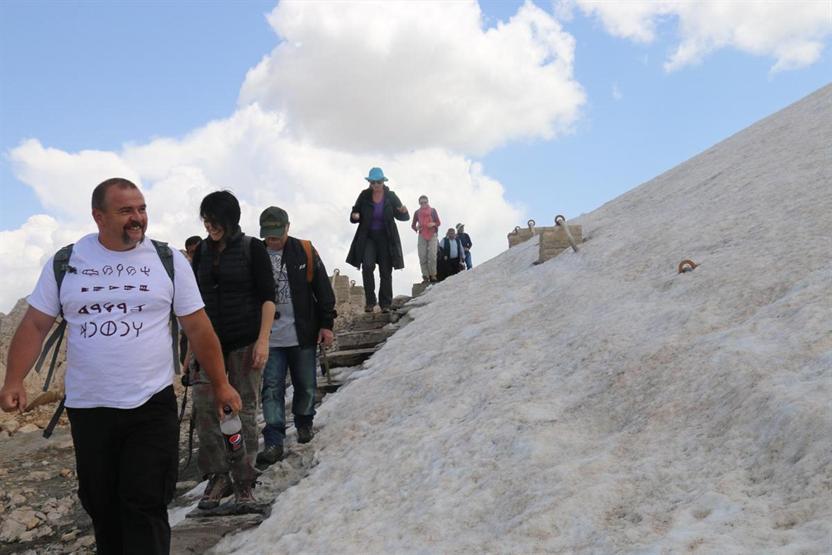 Güneşin en güzel doğup battığı yere turist akını
