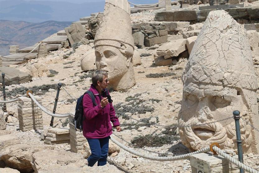 Güneşin en güzel doğup battığı yere turist akını