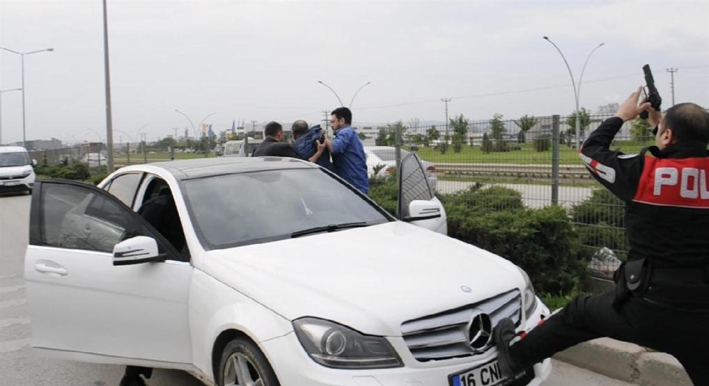 Aranan zanlı böyle yakalandı