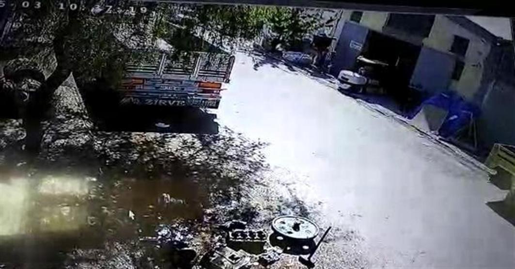 Atölyede forklift faciası
