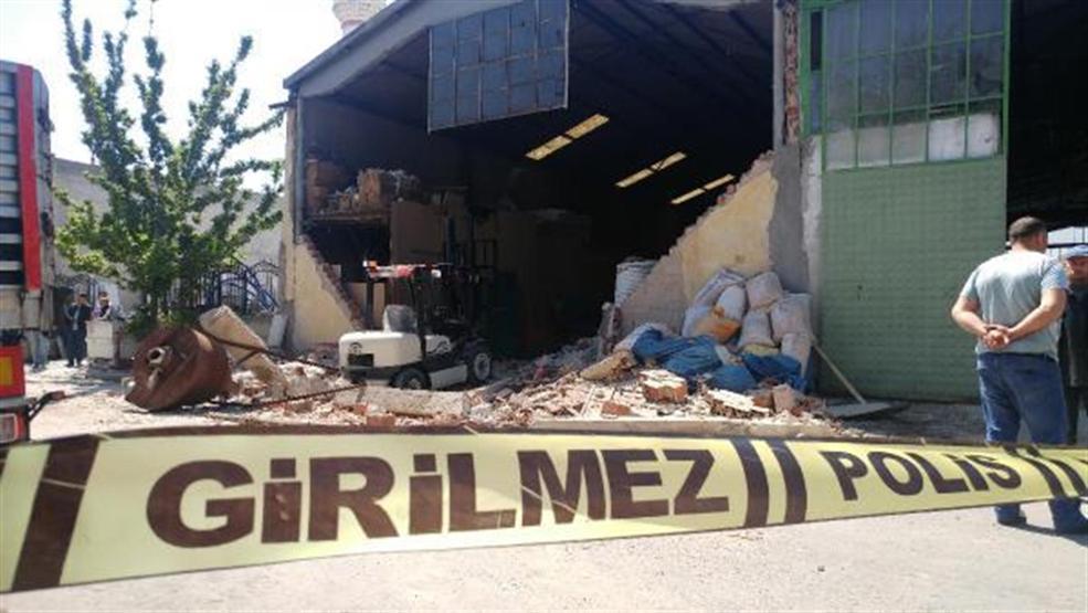Atölyede forklift faciası
