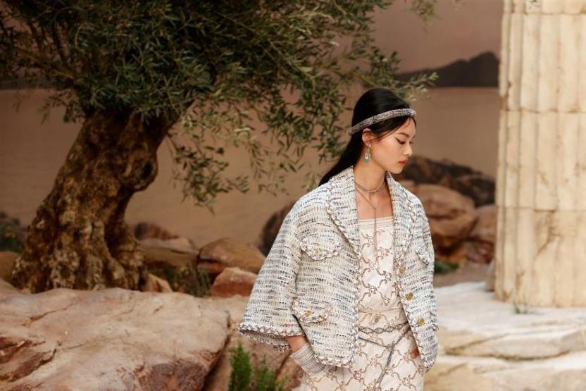 Chanel 2017 - 2018 koleksiyonunu tanıttı