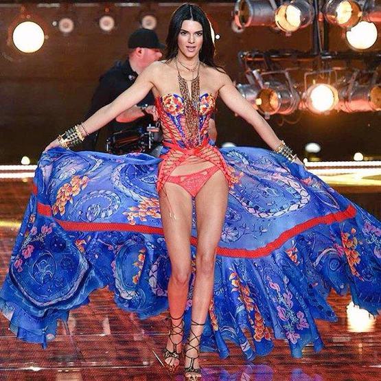Kendall Jennerla seks hayatınız nasıldı diye sorulunca öyle bir tepki verdi ki...