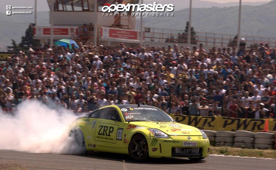 Drift şampiyonasından çarpıcı kareler