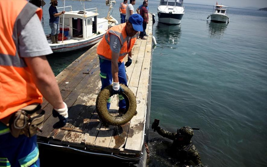 Dalgıçlar, Sosyete Plajını yaza hazırladı