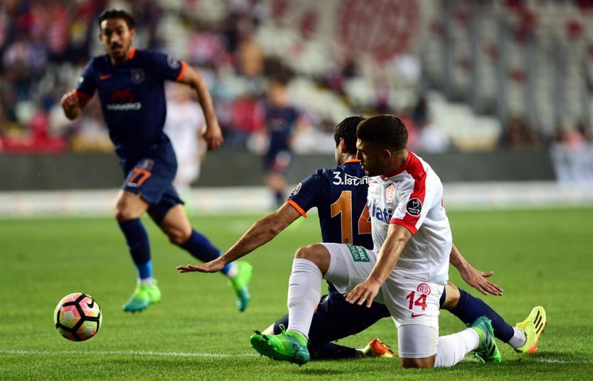 Antalyaspor 0-1 Başakşehir / Maç Özeti