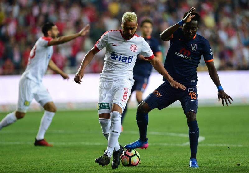 Antalyaspor 0-1 Başakşehir / Maç Özeti