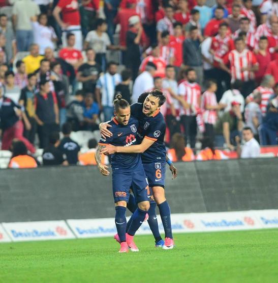 Antalyaspor 0-1 Başakşehir / Maç Özeti
