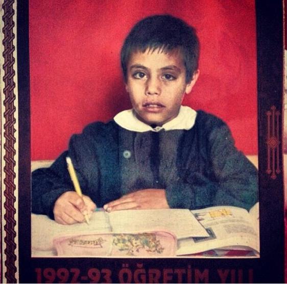 Ünlülerin eski fotoğrafları