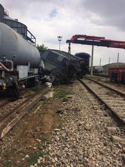 Kırıkkalede tren vagonu devrildi: 1 ölü, 3 yaralı