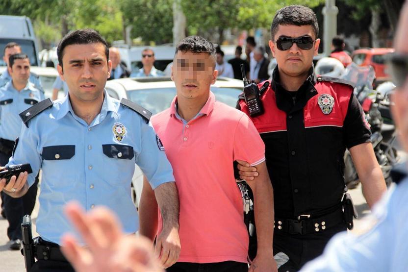 Düğün konvoyunda PKK gözaltısı