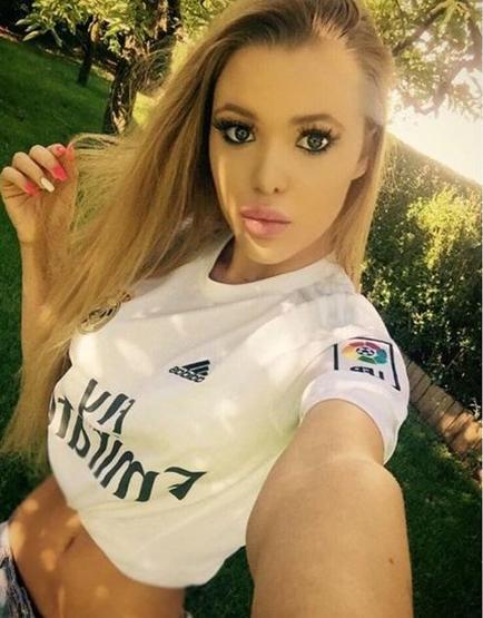 Cinti Horvath tam bir futbol tutkunu