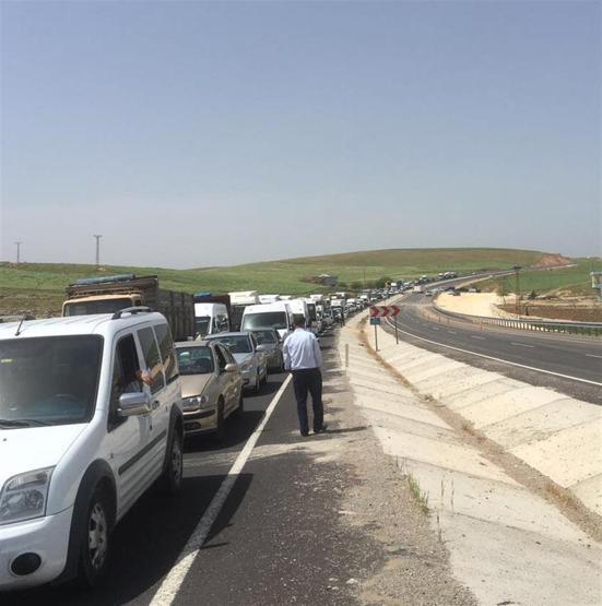 7 yaşındaki Bilal öldü, kızgın köylüler yolu kapadı