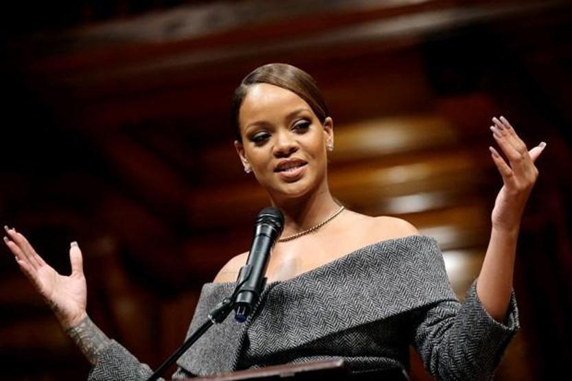 Rihanna, Karim Benzemayı aldattı