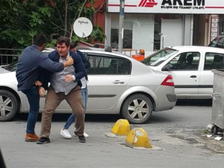 Mecidiyeköy’de tekme ve tokatlı kavga