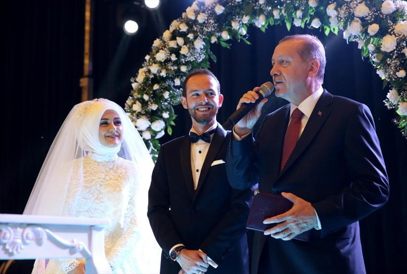 Cumhurbaşkanı Erdoğan nikah şahidi oldu