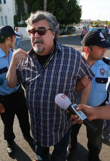 Kılıçdaroğluna hakaret eden heykeltıraşa 12 bin lira ceza
