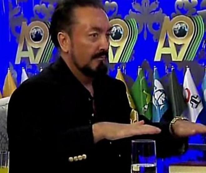 İşte Adnan Oktarın kediciklerinin eski halleri