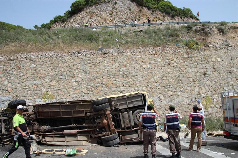 Marmaristeki kazada 11 aylık bebeğin mucize kurtuluşu