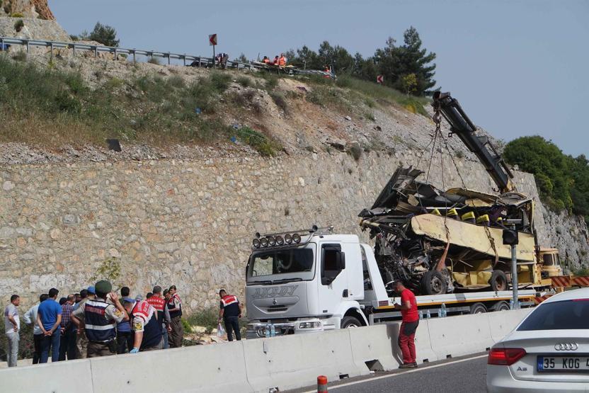 Marmaristeki kazada 11 aylık bebeğin mucize kurtuluşu