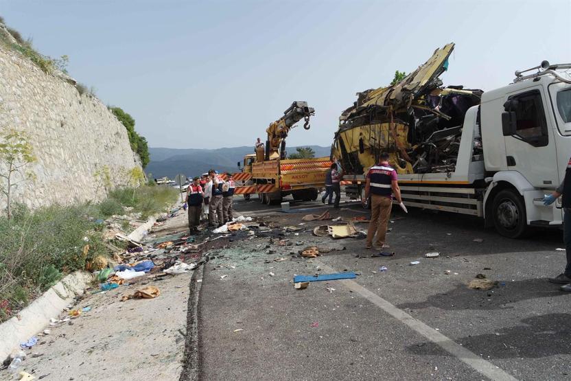 Marmaristeki kazada 11 aylık bebeğin mucize kurtuluşu