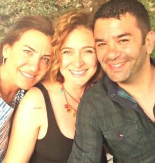 Ceyda Düvenci Türkiyeye gözyaşları içinde veda etti