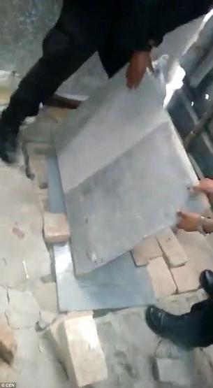 Gizli tünel kazdılar, kaçamadan ortaya çıktı