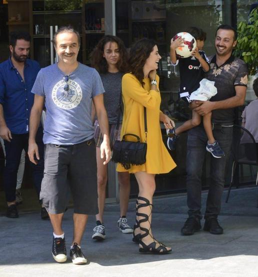 Aşkta yaş farkı tanımayan ünlüler