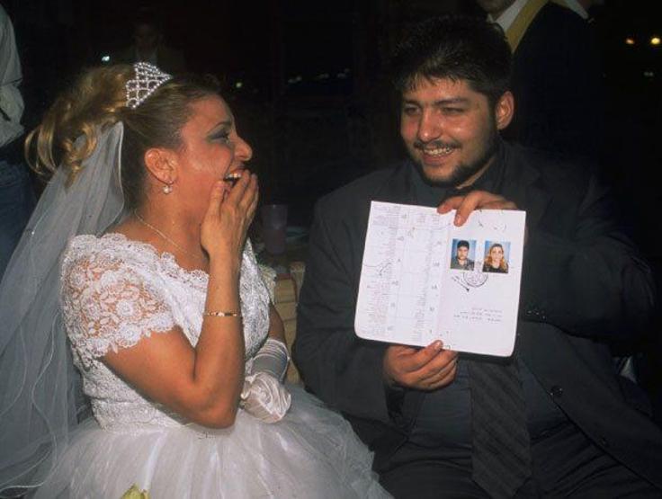 Aşkta yaş farkı tanımayan ünlüler