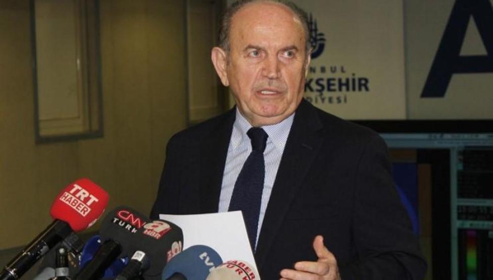 1453 İstanbul Kültür ve Sanat Dergisi’ni İBB Başkanı Kadir Topbaş kapatıldığını açıkladı