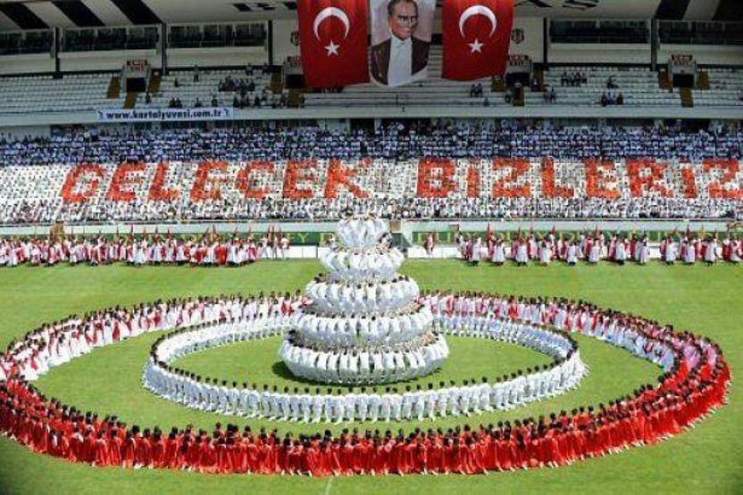 Belli oldu: 19 Mayıs 2017 resmi tatil mi (Yarın okul var mı)