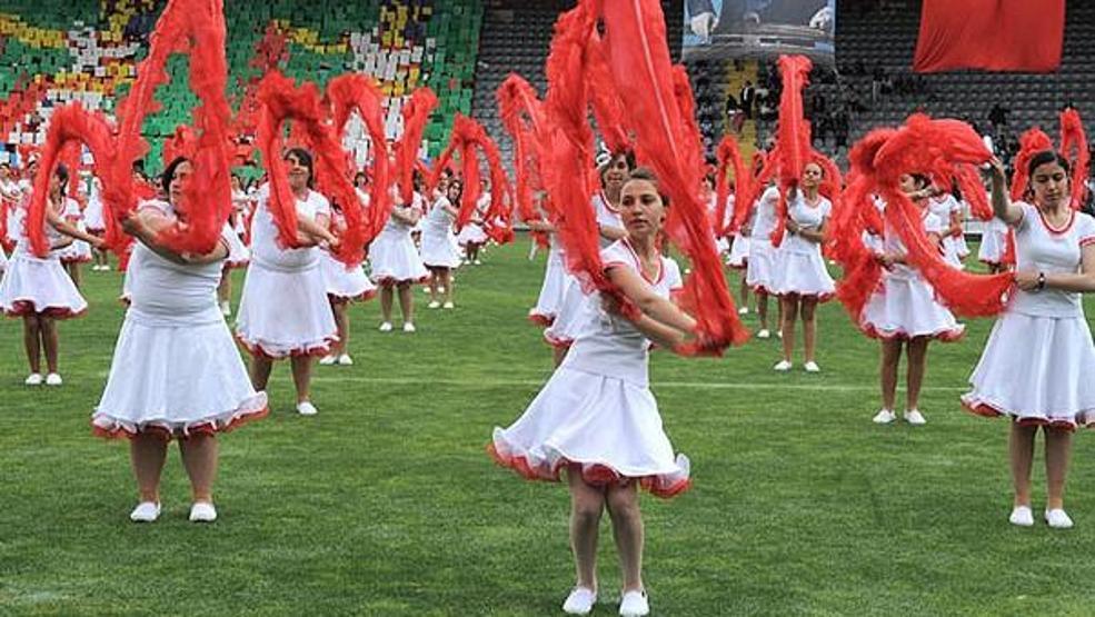 Belli oldu: 19 Mayıs 2017 resmi tatil mi (Yarın okul var mı)