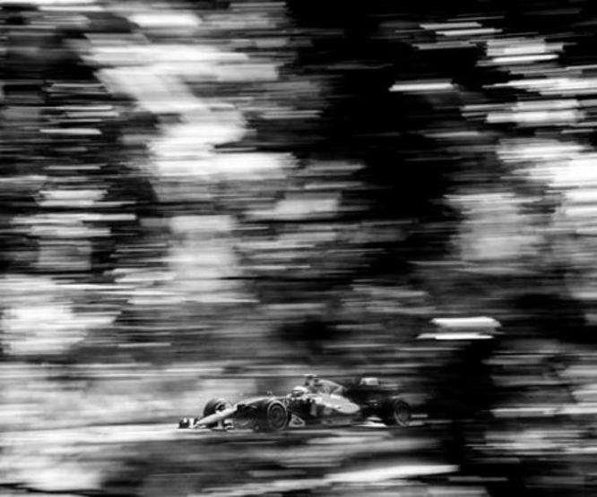 104 yıllık kamerayla Formula 1 fotoğrafları