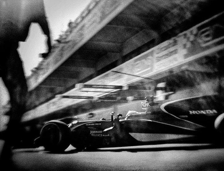 104 yıllık kamerayla Formula 1 fotoğrafları