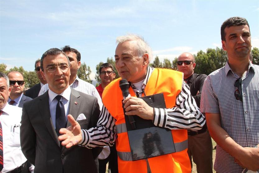 2 bin 791 çocukla balık figürlü rekor denemesi