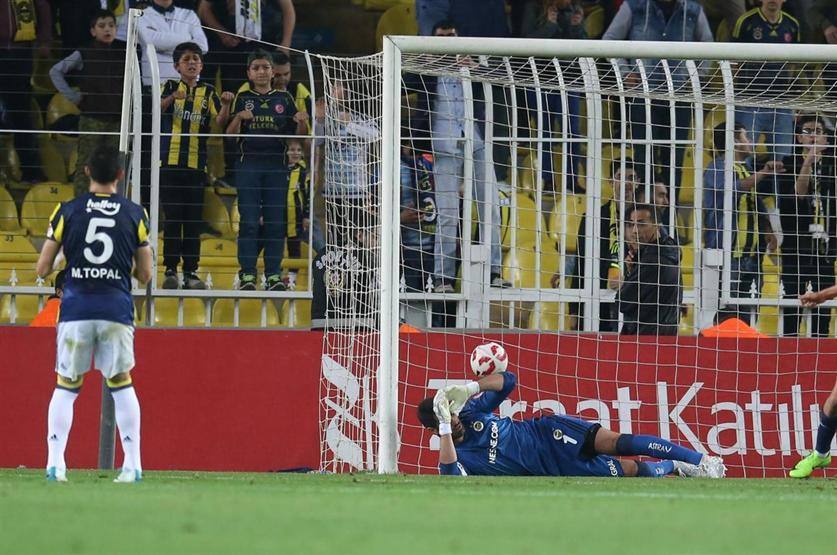 Volkan Demirel Twitterı salladı