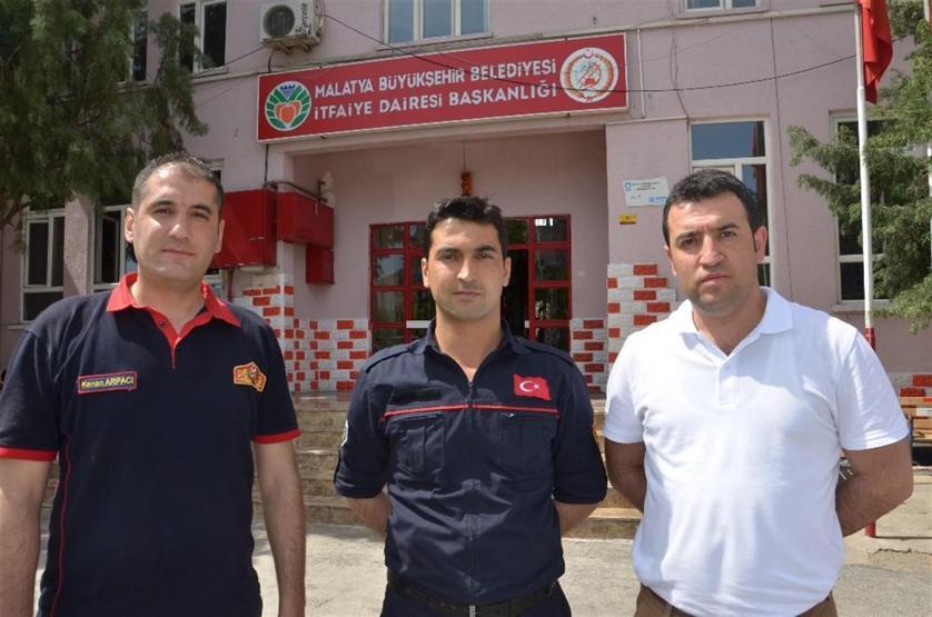 Her sabah itfaiyeci duası ile göreve başlıyorlar