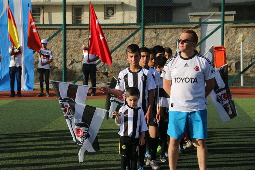 Beşiktaş Kerkükte futbol okulu açtı