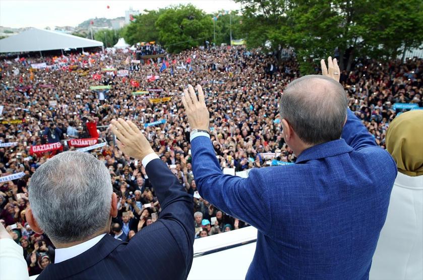 AK Parti kongresinden kareler