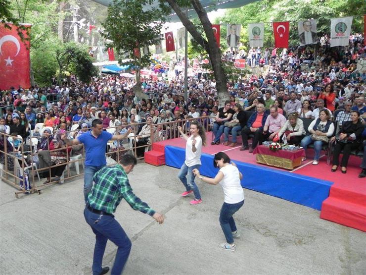 Ödemişte taptaze etkinlik: Kiraz ve Meyve Fidanı Festivali
